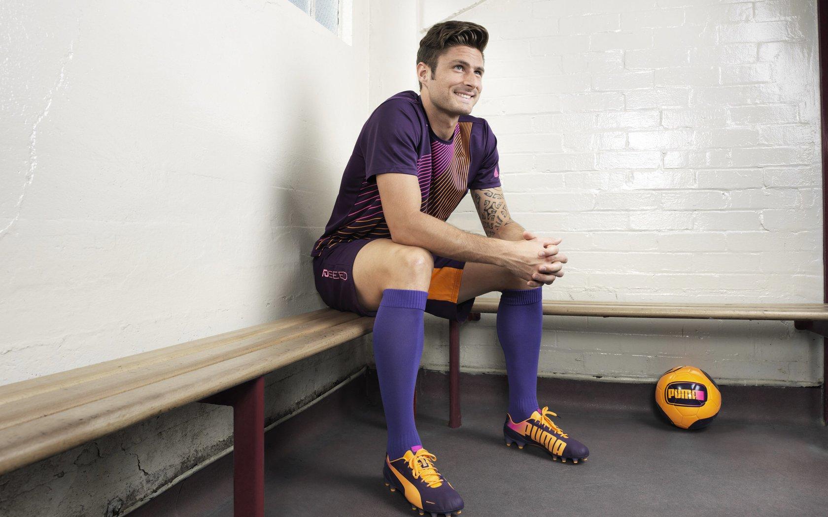 英超争冠战现防守马拉松,瓜迪奥拉赛后坦言,太难了!